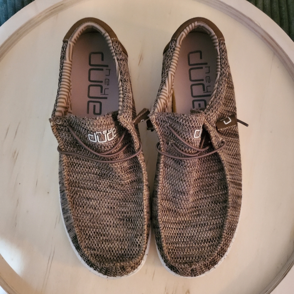 Hey Dude mens shoes size 13